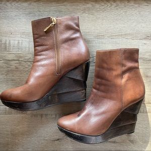 DVF “Opalista” stacked wedge leather booties sz 8